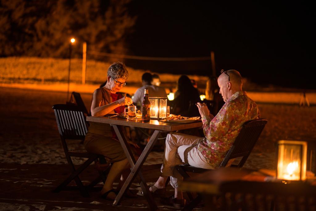 Bar Reef Resort Etalai Exterior photo