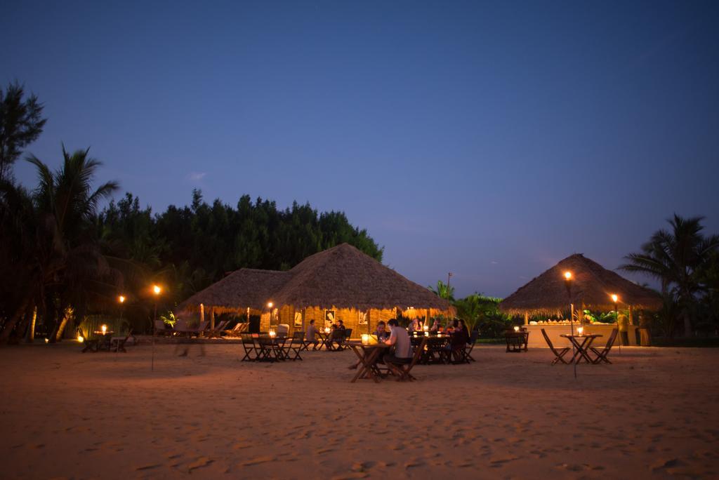 Bar Reef Resort Etalai Exterior photo