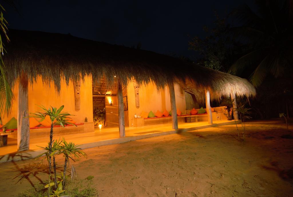 Bar Reef Resort Etalai Exterior photo
