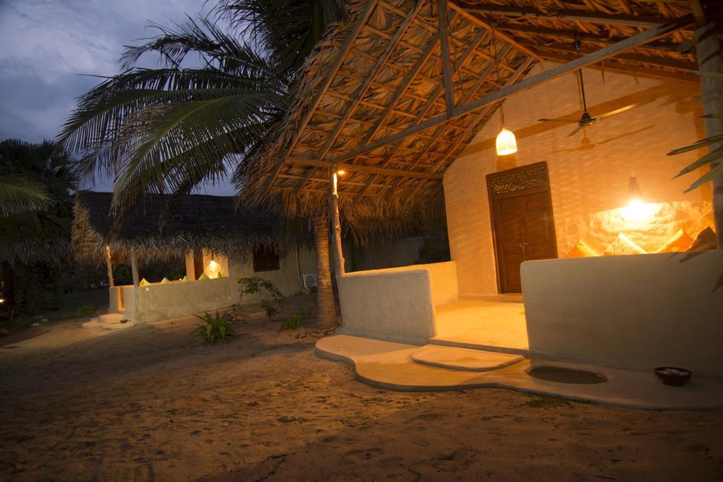 Bar Reef Resort Etalai Exterior photo