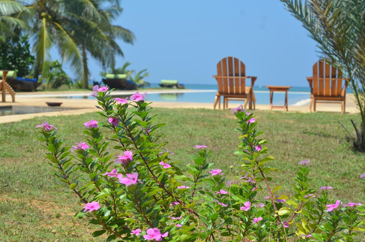 Bar Reef Resort Etalai Exterior photo