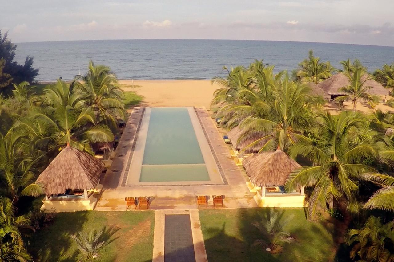 Bar Reef Resort Etalai Exterior photo